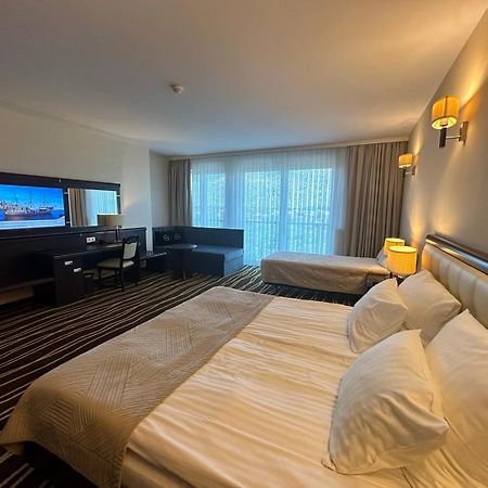 Hotel Business Faltom Gdynia 루미아 외부 사진