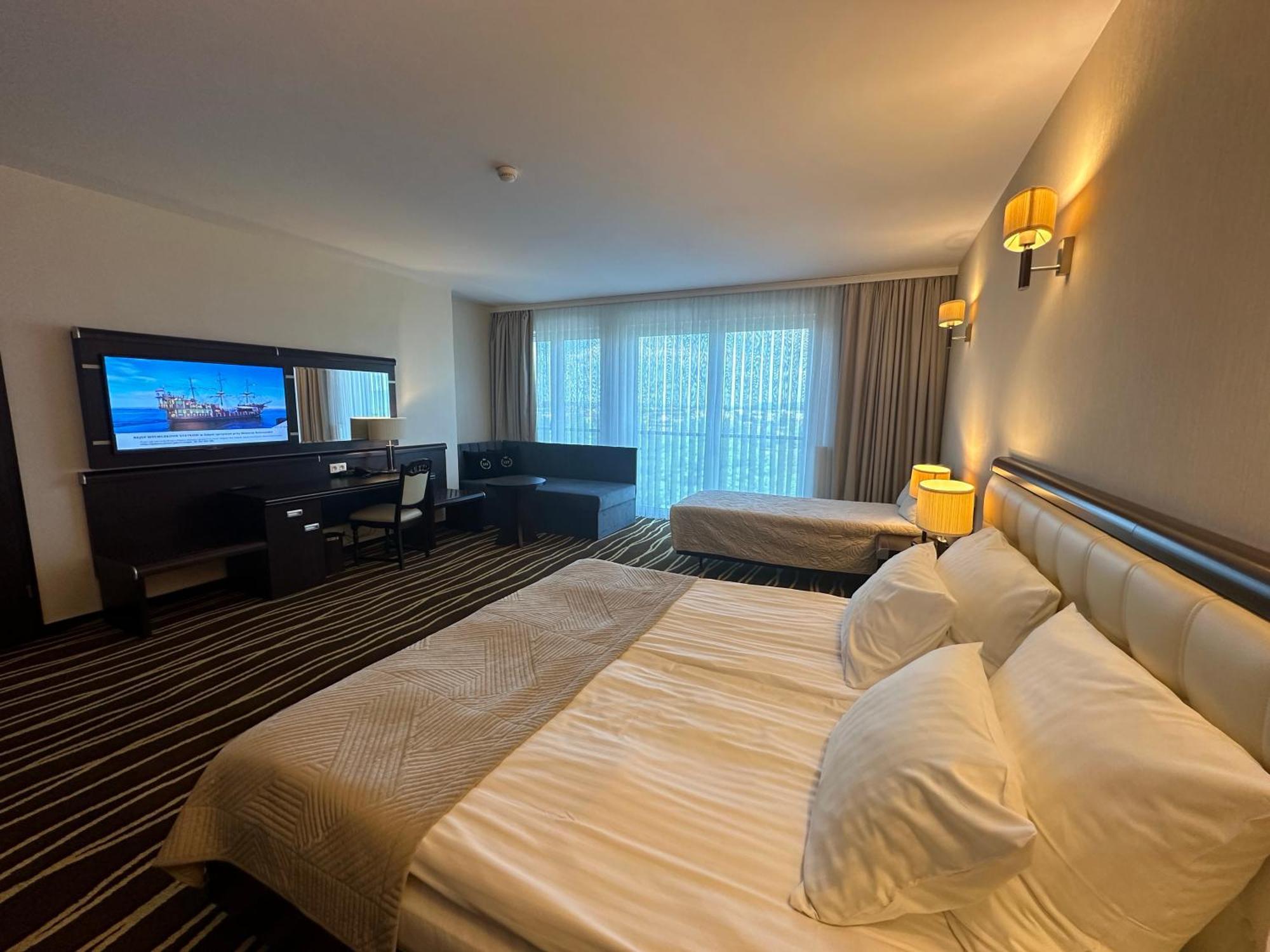 Hotel Business Faltom Gdynia 루미아 외부 사진