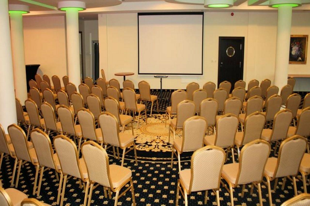 Hotel Business Faltom Gdynia 루미아 외부 사진